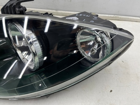 Lampa reflektor Seat Leon 2 II Toledo Altea przedlift 05-09r. lewa przednia zwykła lewy przód Europa oryginalna 5p1941005a