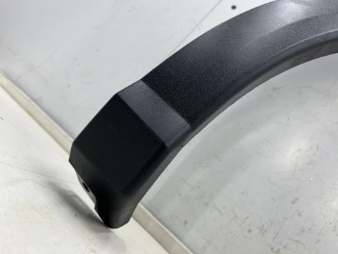 Listwa Peugeot 5008 III 2024r.- prawa tylna nakładka rant błotnika prawy tył 9840245780