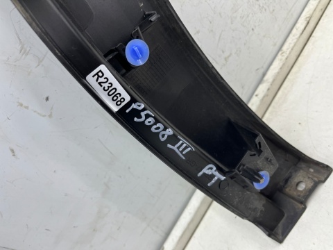 Listwa Peugeot 5008 III 2024r.- prawa tylna nakładka rant błotnika prawy tył 9840245780