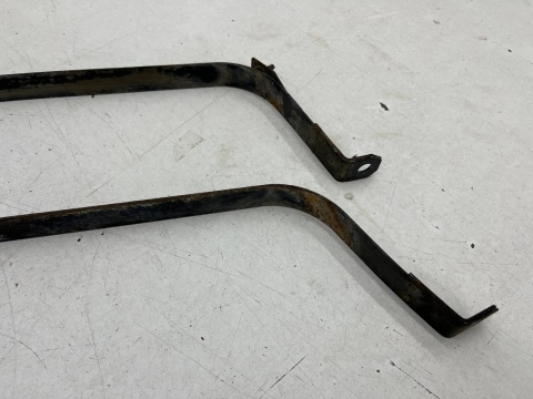 Mocowanie zbiornika Nissan X-Trail III T32 Rogue 13-21r. obejma uchwyt baku opaska KOMPLET