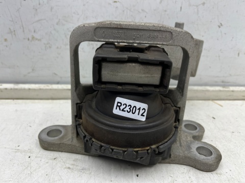 Poduszka silnika Nissan X-Trail III T32 Rogue Qashqai Kadjar 13-21r. 1.6 dCi diesel mocowanie łapa silnika 112114ba0a