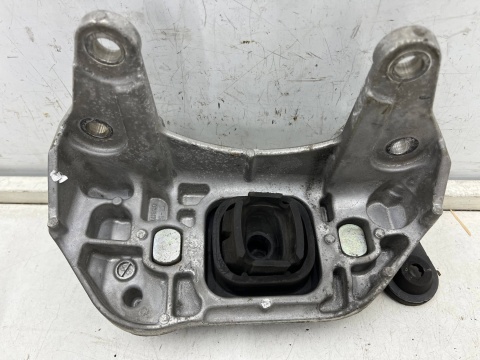 Poduszka skrzyni biegów Nissan X-Trail III T32 Rogue 13-21r. 1.6 dCi 4x4 4wd diesel lewe mocowanie łapa silnika 112204bb0a