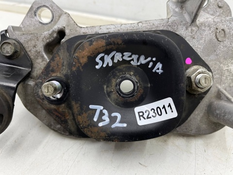 Poduszka skrzyni biegów Nissan X-Trail III T32 Rogue 13-21r. 1.6 dCi 4x4 4wd diesel lewe mocowanie łapa silnika 112204bb0a