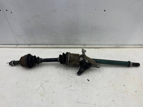 Półoś Nissan X-Trail III T32 Rogue 13-21r. 1.6 dCi 4x4 diesel prawa przednia półoś napędowa długa przegub