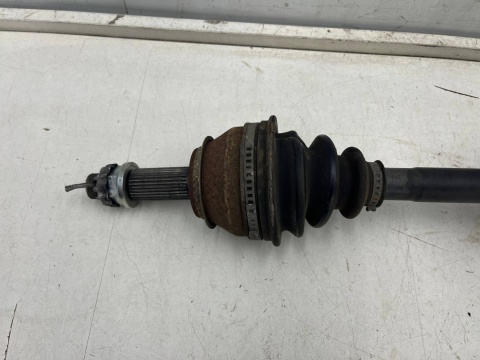 Półoś Nissan X-Trail III T32 Rogue 13-21r. 1.6 dCi 4x4 diesel prawa przednia półoś napędowa długa przegub