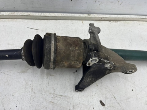 Półoś Nissan X-Trail III T32 Rogue 13-21r. 1.6 dCi 4x4 diesel prawa przednia półoś napędowa długa przegub