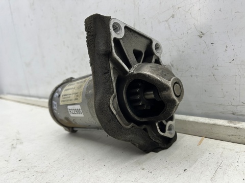 Rozrusznik Renault Kadjar Scenic Trafic Megane Vivaro Qashqai X-trail Talento 1.6 dCi 233008131r 0001170621