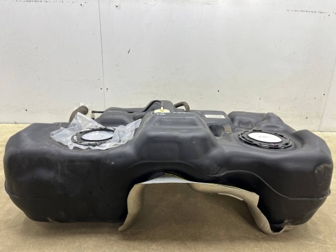 Zbiornik paliwa Nissan X-Trail III T32 Rogue 13-21r. DIESEL bak bez pompy