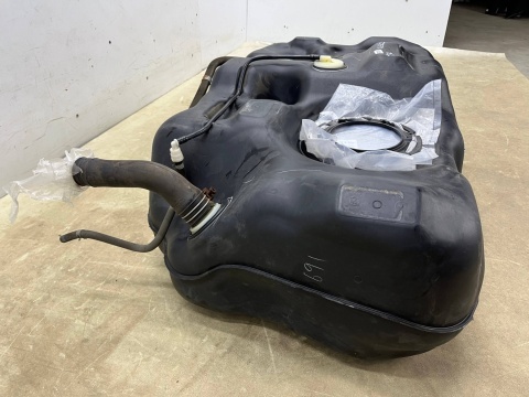 Zbiornik paliwa Nissan X-Trail III T32 Rogue 13-21r. DIESEL bak bez pompy