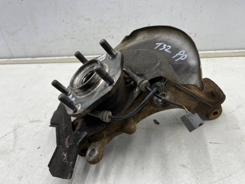 Zwrotnica Nissan X-Trail III T32 Rogue 13-21r. DIESEL piasta prawa przednia czujnik ABS prawy przód