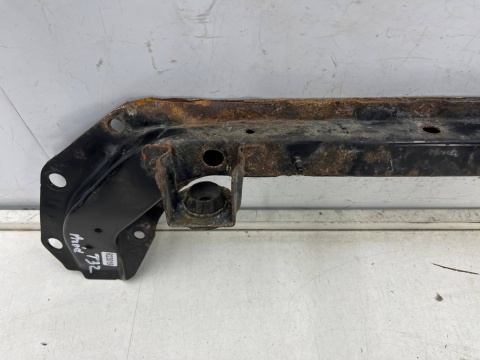 Belka zderzaka Nissan X-Trail III T32 Rogue 13-21r. przednie dolne wzmocnienie pasa przedniego dolna belka chłodnicy przód