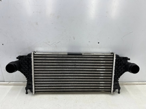 Chłodnica powietrza Mercedes ML GLE w166 GLE Coupe c292 GL GLS x166 11r.- 3.0 CDi intercooler oryginał a0995000600