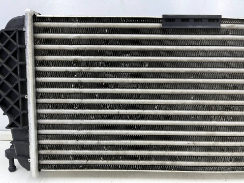 Chłodnica powietrza Mercedes ML GLE w166 GLE Coupe c292 GL GLS x166 11r.- 3.0 CDi intercooler oryginał a0995000600