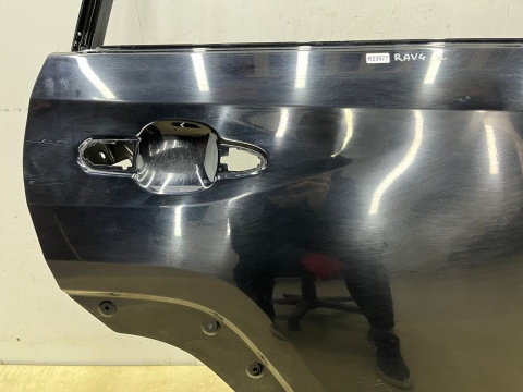 Drzwi Toyota RAV 4 XA50 Suzuki Across 18-26r. prawe tylne prawy tył