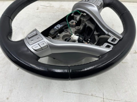 Kierownica Nissan X-Trail III T32 Rogue Qashqai J11 13-17r. przedlift multifunkcyjna skórzana skóra