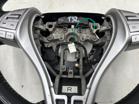 Kierownica Nissan X-Trail III T32 Rogue Qashqai J11 13-17r. przedlift multifunkcyjna skórzana skóra