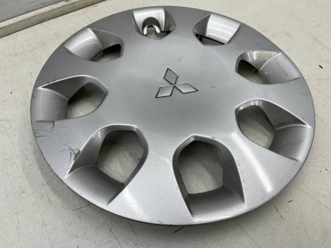 Kołpak Mitsubishi Colt VI 6 Z30 04-12r. 15 cali oryginalny r15 jedna sztuka 3983so010