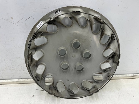 Kołpak Mitsubishi Sigma Galant 15 cali oryginalny r15 jedna sztuka aw324708