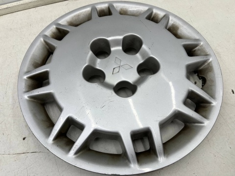 Kołpak Mitsubishi Space Wagon 3 III 98-04r. 15 cali r15 oryginalny mr316166