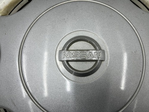 Kołpak Nissan 14 cali r14 jedna sztuka art20614