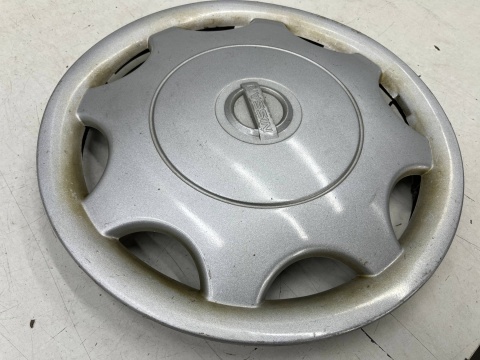 Kołpak Nissan 14 cali r14 jedna sztuka art20614