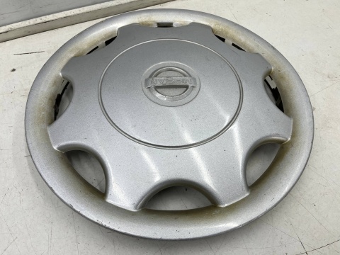 Kołpak Nissan 14 cali r14 jedna sztuka art20614