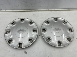 Kołpak Nissan Primera P10 90-98r. 14 cali r14 oryginalny 4031593j00