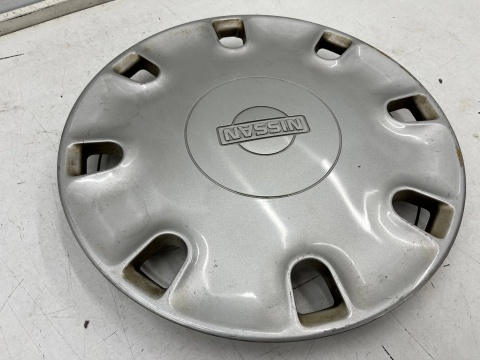 Kołpak Nissan Primera P10 90-98r. 14 cali r14 oryginalny 4031593j00