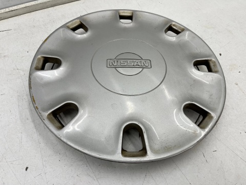 Kołpak Nissan Primera P10 90-98r. 14 cali r14 oryginalny 4031593j00