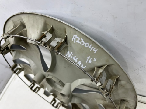 Kołpak Nissan Qashqai Pulsar Leaf Juke 16 cali r16 kołpaki oryginalne 403151kk0b