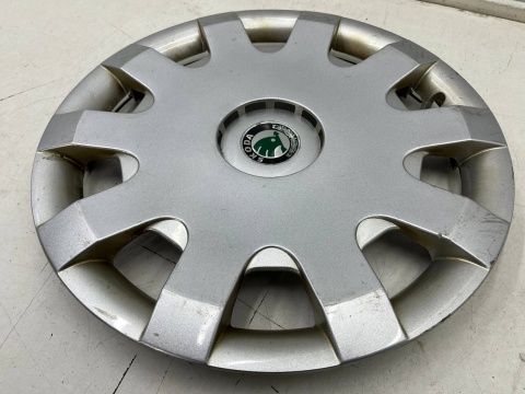 Kołpak Skoda Octavia 1 I 96-10r. 15 cali r15 oryginalny 1u0601147d