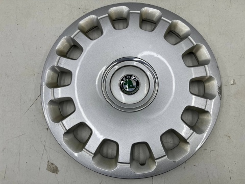 Kołpak Skoda Superb 1 I 01-08r. 16 cali r16 oryginalny 3u0601147b