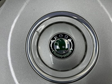 Kołpak Skoda Superb 1 I 01-08r. 16 cali r16 oryginalny 3u0601147b