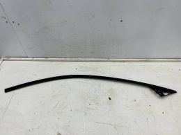 Listwa Mazda CX-5 II CX5 II KF 17r.- prawa przednia górna listewka ozdobna ramki szyby drzwi prawy przód KB7W-50-981N 