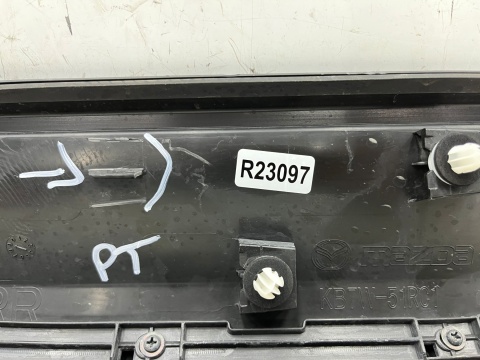 Listwa Mazda CX-5 II CX5 II KP LIFT 21r.- nakładka dolna drzwi prawych tylnych próg prawy tył kb7w-51rc1