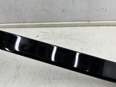 Listwa Toyota Yaris 3 III P13 LIFT Hybrid 17-20r. lewa przednia dolna listewka ozdobna nakładki drzwi lewy przód