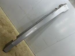 Nakładka progu BMW 5 E60 sedan E61 kombi 03-10r. prawa listwa prawy próg zewnętrzny 7033760