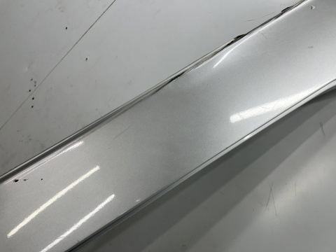 Nakładka progu BMW 5 E60 sedan E61 kombi 03-10r. prawa listwa prawy próg zewnętrzny 7033760