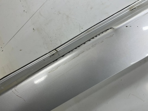 Nakładka progu BMW 5 E60 sedan E61 kombi 03-10r. prawa listwa prawy próg zewnętrzny 7033760