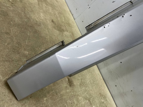 Nakładka progu BMW 5 E60 sedan E61 kombi 03-10r. prawa listwa prawy próg zewnętrzny 7033760