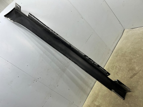 Nakładka progu BMW 5 E60 sedan E61 kombi 03-10r. prawa listwa prawy próg zewnętrzny 7033760