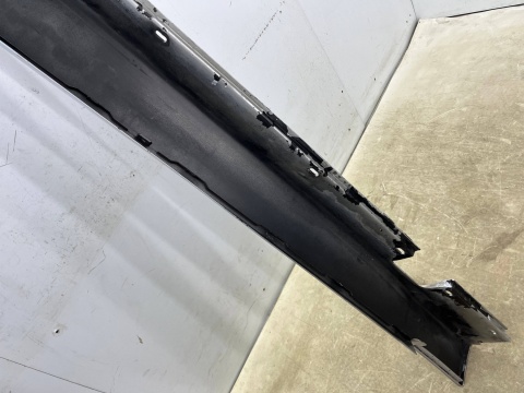 Nakładka progu BMW 5 E60 sedan E61 kombi 03-10r. prawa listwa prawy próg zewnętrzny 7033760