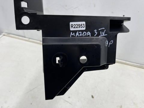 Osłona chłodnicy Mazda 3 IV BP 19r.- DOLNA kierownica powietrza pasa przedniego wlot atrapy bckc-50a21