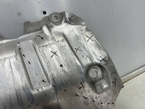 Osłona pod silnik BMW 3 G20 G21 xDrive 320dx 330dx 330ix 18r.- osłona podwozia dolna płyta wzmocnienia ORYGINALNA 6878580