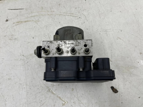 Pompa ABS Nissan X-Trail III T32 Rogue 13-21r. sterownik 2265106452 476604cc0a 0265956165