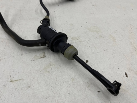 Pompa sprzęgła Nissan X-Trail III T32 Rogue 13-21r. 1.6 dCi wysprzęglik 306104ba0a 308504bb0a