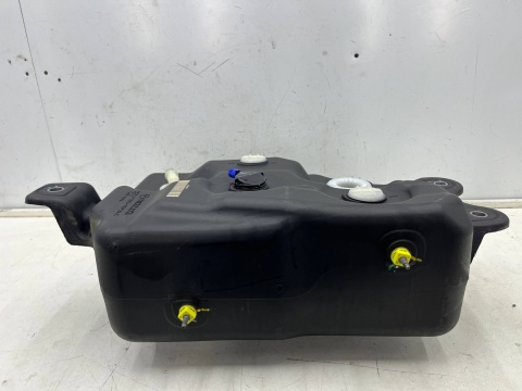 Zbiornik paliwa Mazda CX-5 II CX5 II KF 17r.- 2.2d diesel zbiornik ADblue pompa sh9p202g0 0444040025