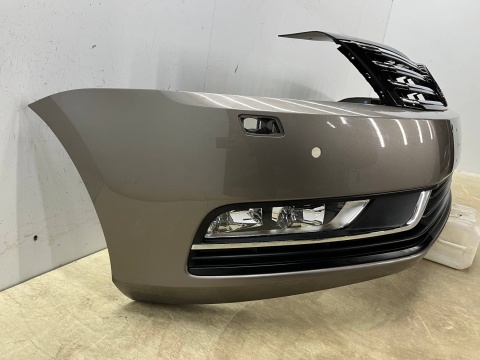 Zderzak przedni VW Passat B7 10-14r. przód 4XPDC spryski 3AA807221