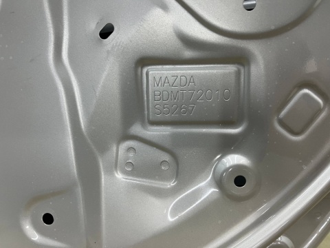 Drzwi Mazda 3 BP 19r.- HB Hatchback prawe tylne prawy tył BDMT72010