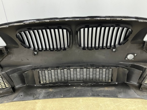 Zderzak przedni BMW 5 F10 F11 M-Pakiet 10-14r. Przedlift przód 4XPDC spryski zamiennik KM51018